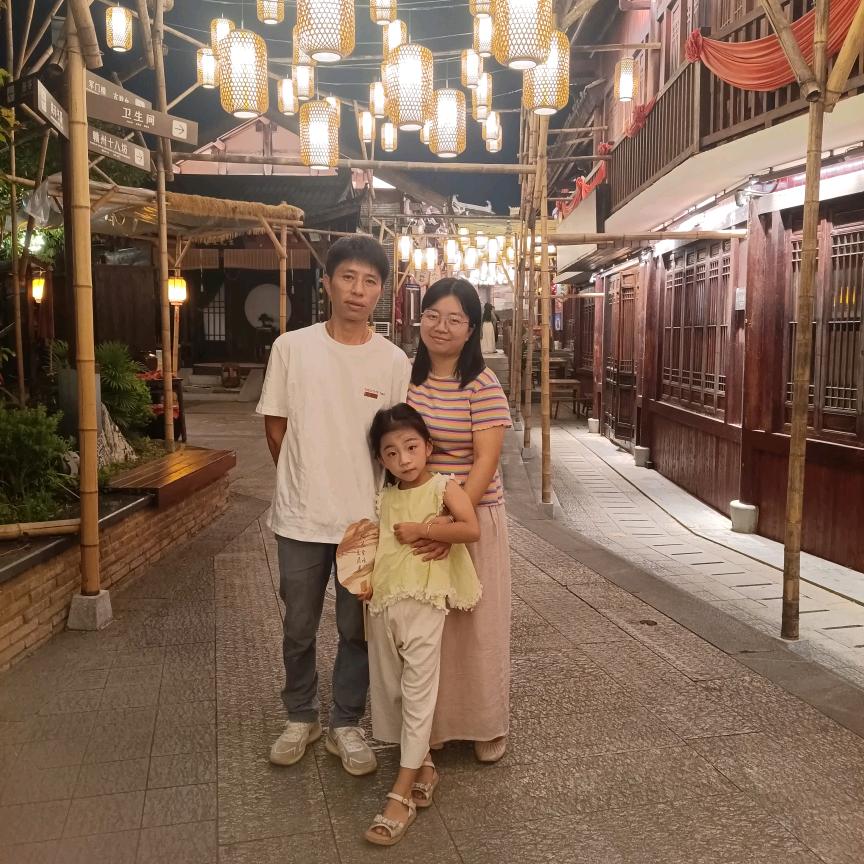 刘二郭（信丰建材）