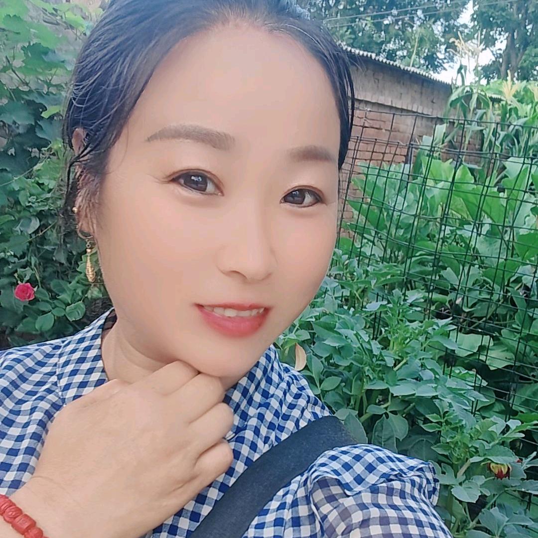 诚信经营卖红砖，多孔砖