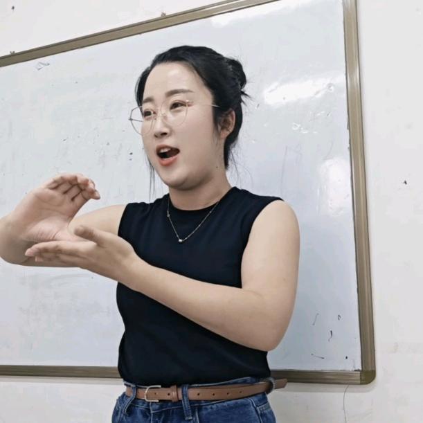 小高老师呀