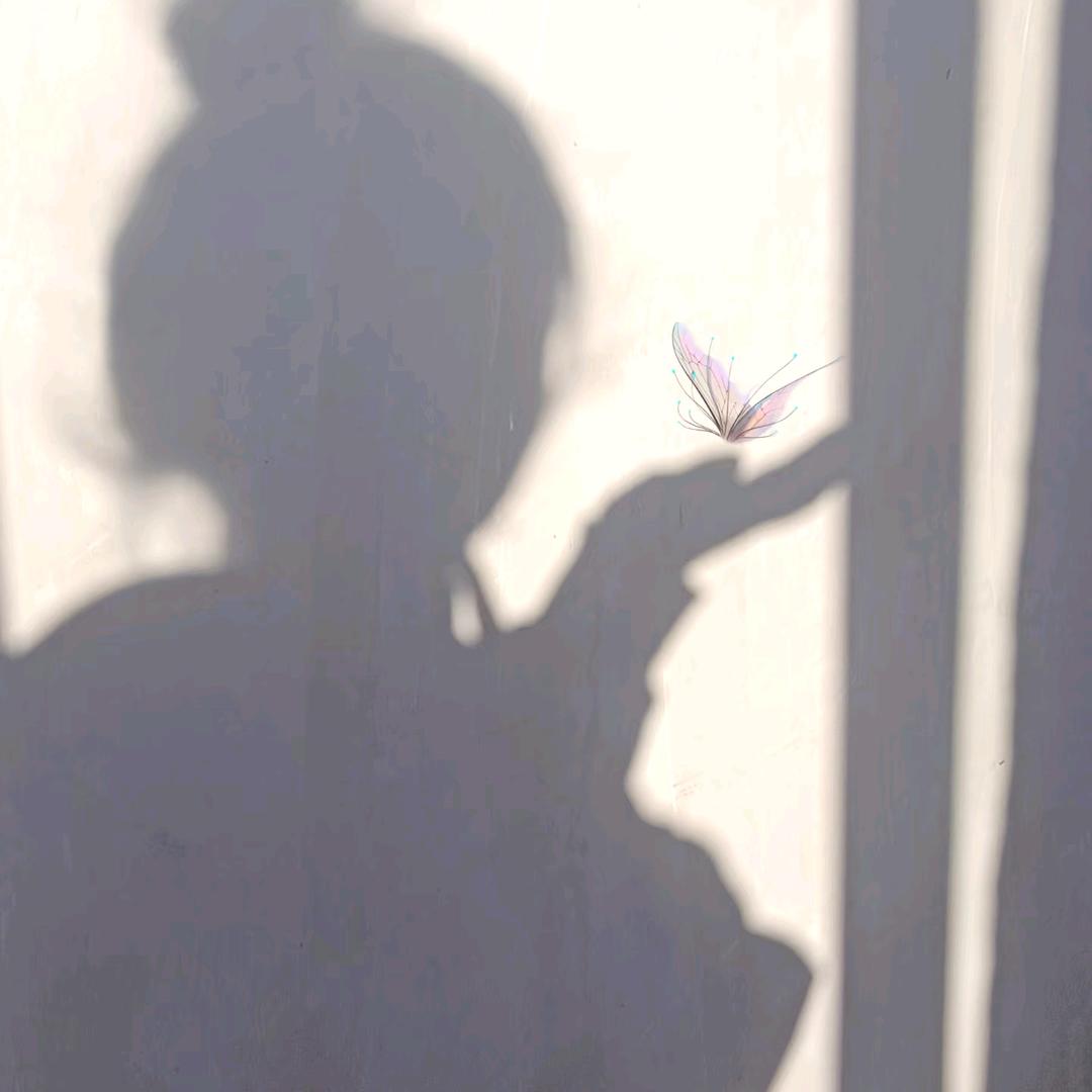 初相識