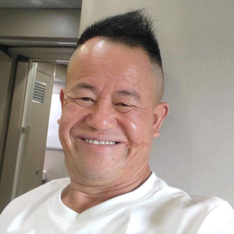 七伯万