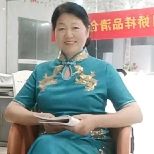 九龙镇兄弟家具李姐