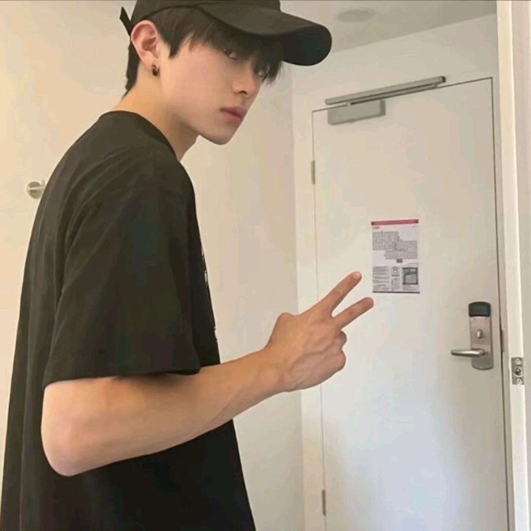 董稳