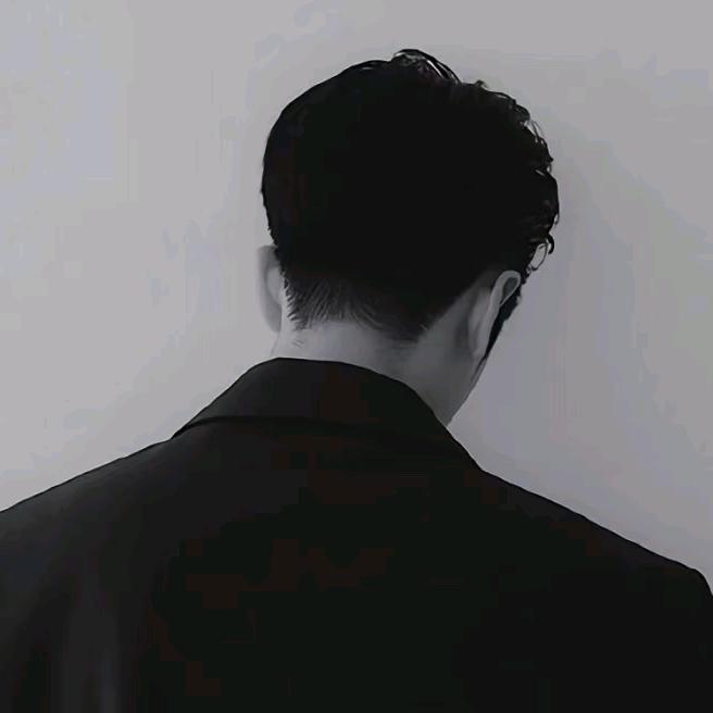 李睿♎