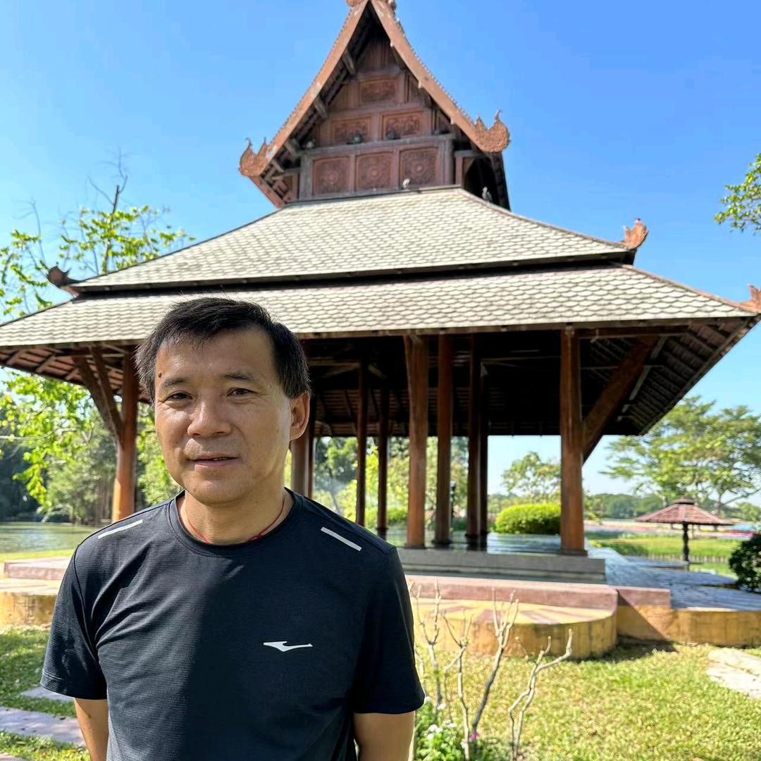 许明宏