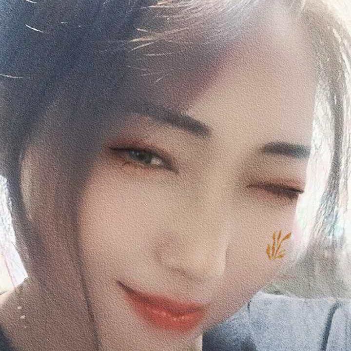 开心和高兴的妈妈