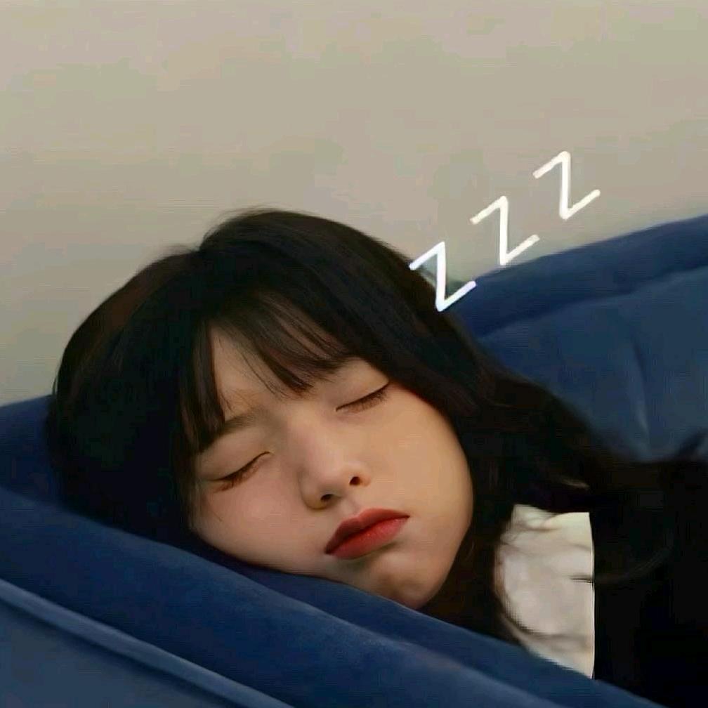 耶耶小婷^