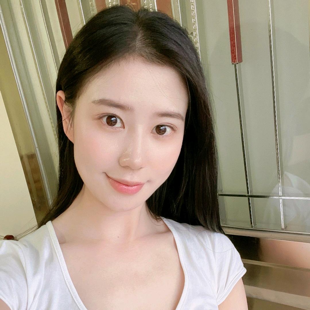 乐乐侃体娱