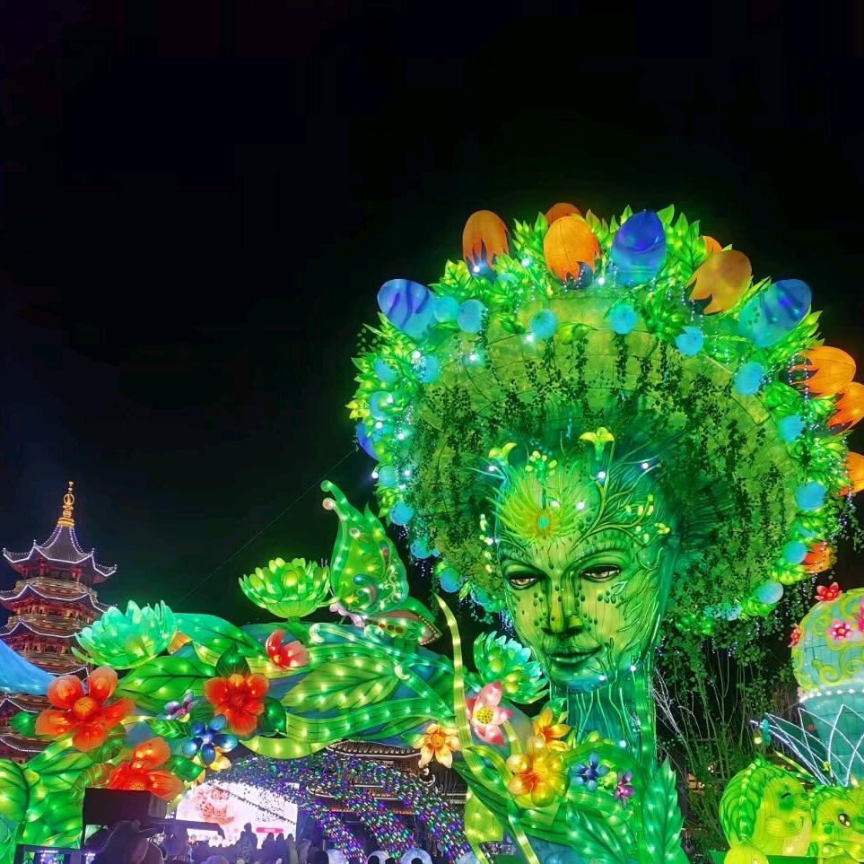 发光女神