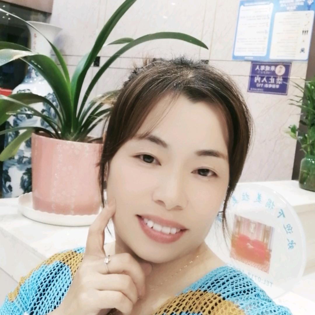 深海里的美人鱼