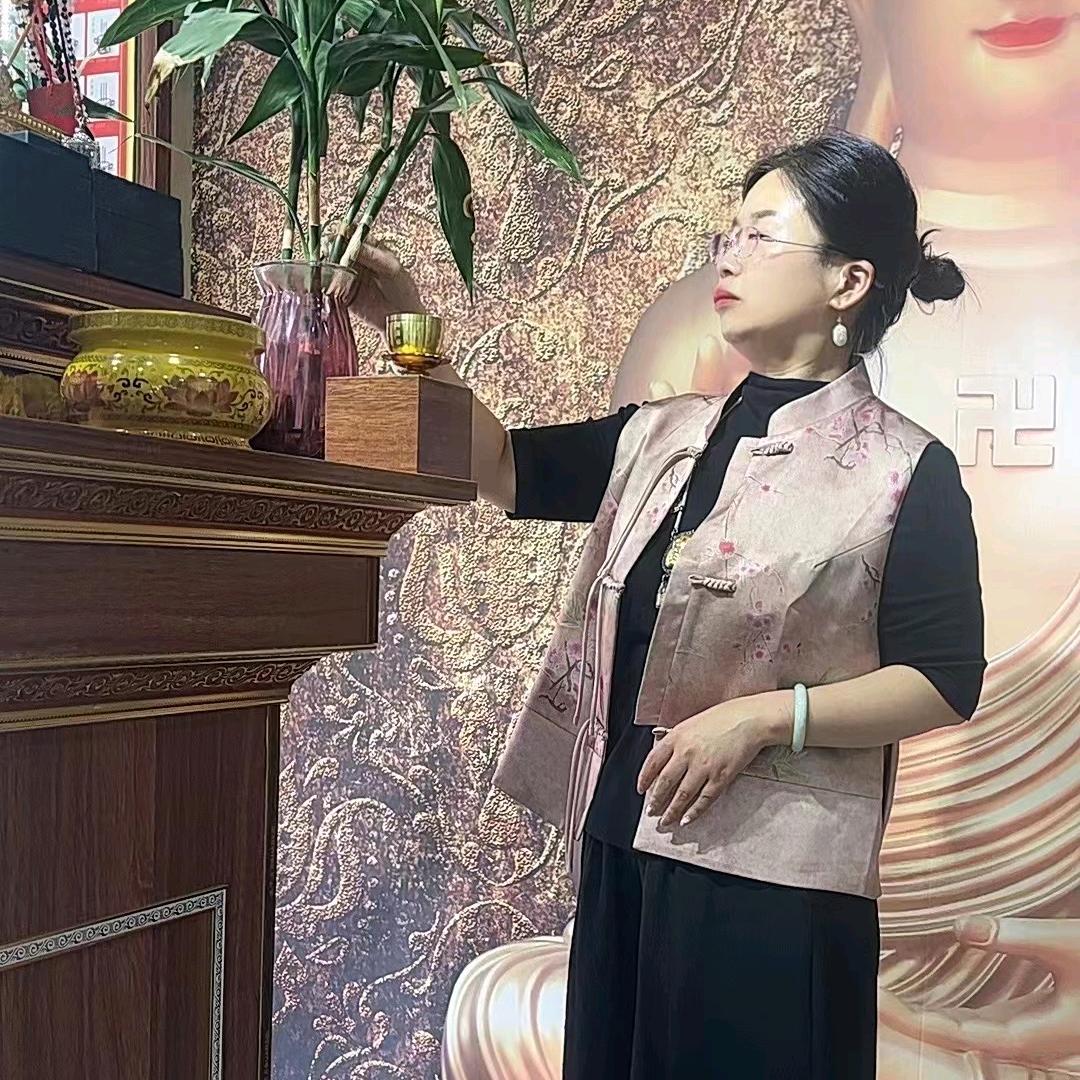 青岛李姐