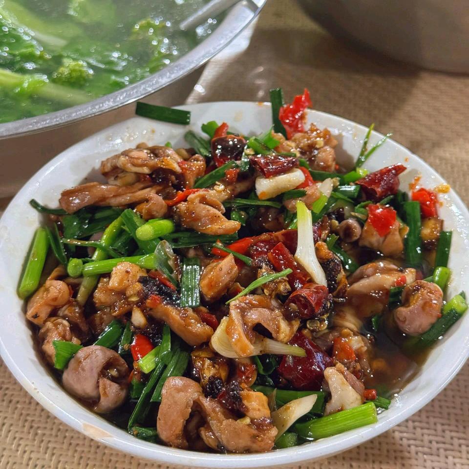 农家小伙买腊肉👿