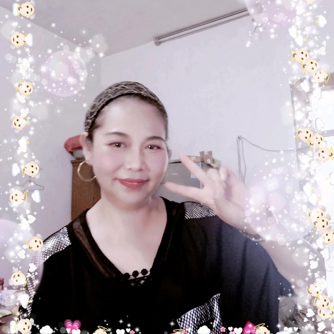 小燕子妈，每天上午9点30分开播。