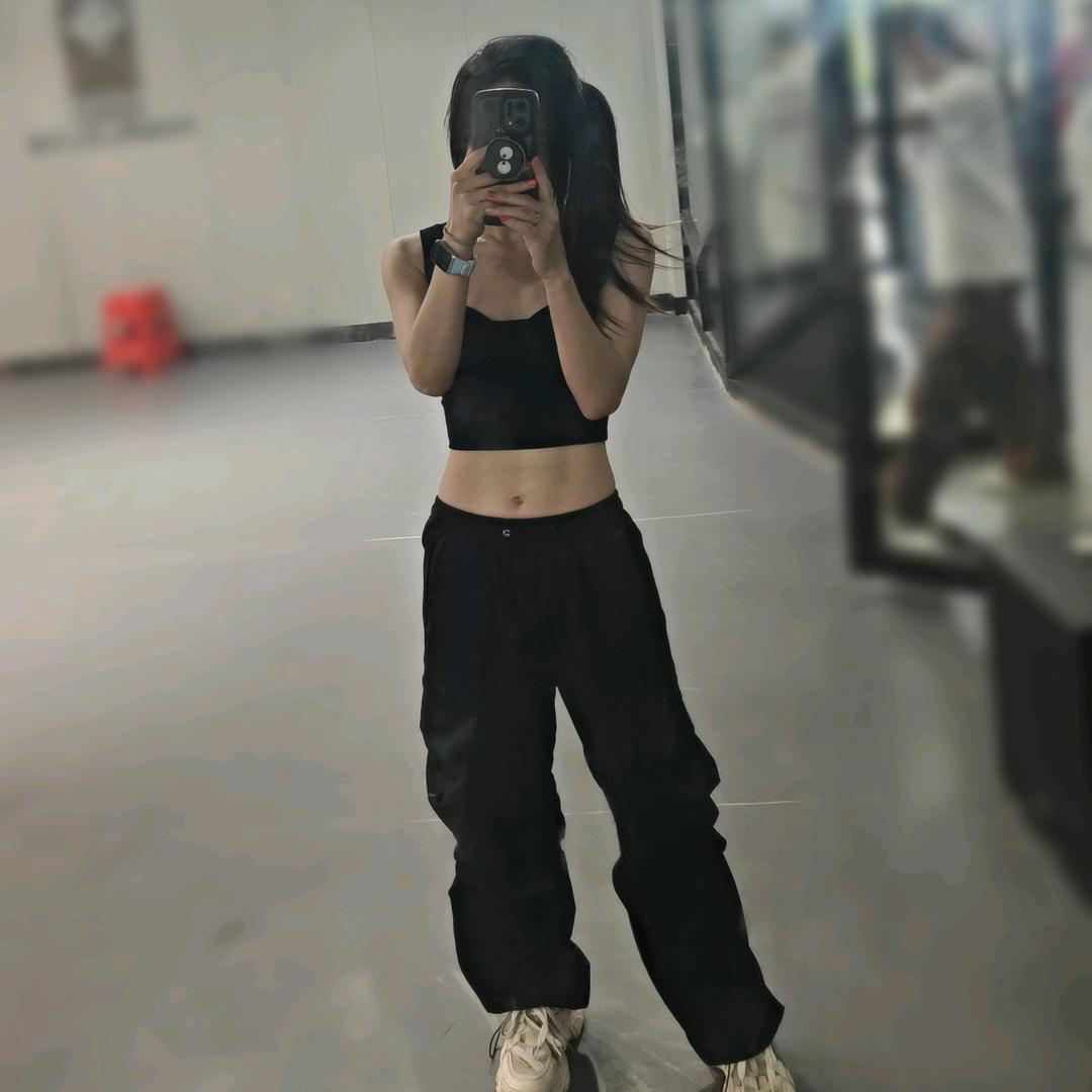 头头丶LOLM(单排至尊女中单）