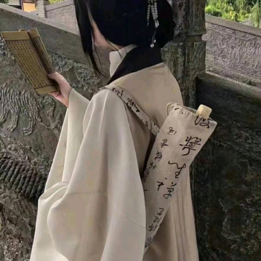 拾柒头像
