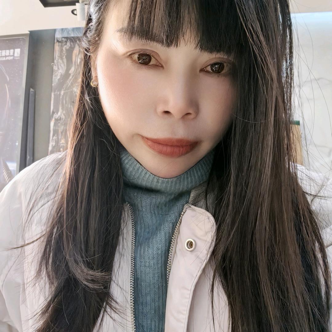 蒙娜丽莎瓷砖朱朱