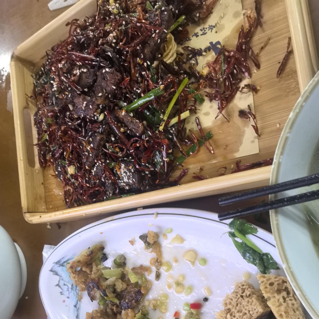承诺已泛黄