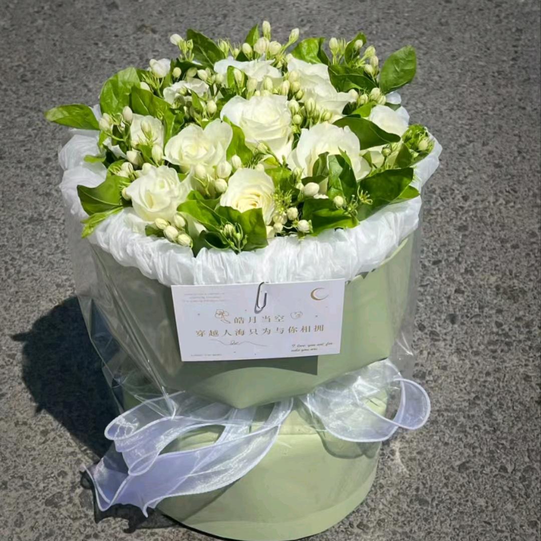 嘉利豪庭北门嘉利花艺@魏《拒绝连赞》