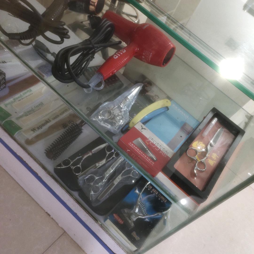 东来造型官方号