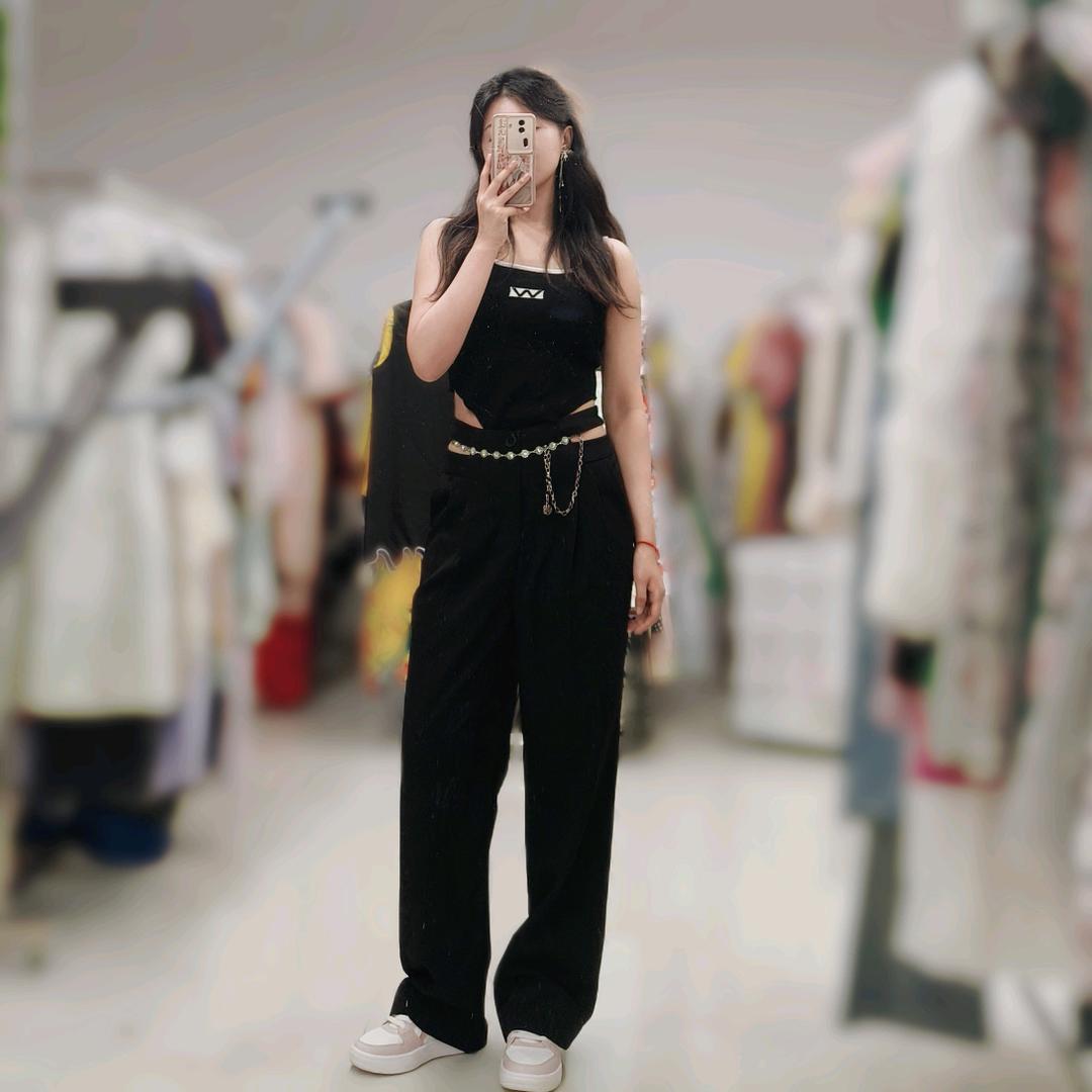 沂悦女装铺子