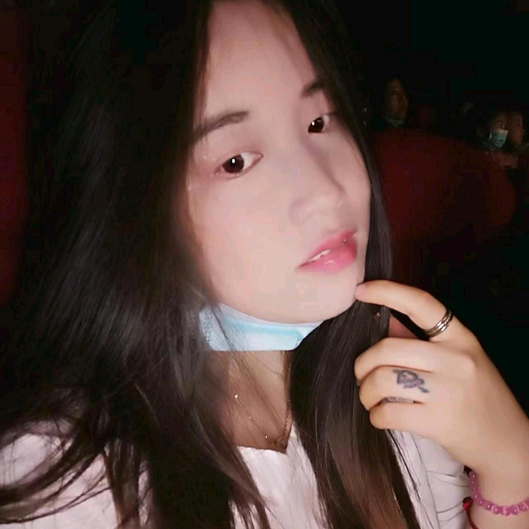 黄石慕思ᥫᩣ吴࿆家三丫头