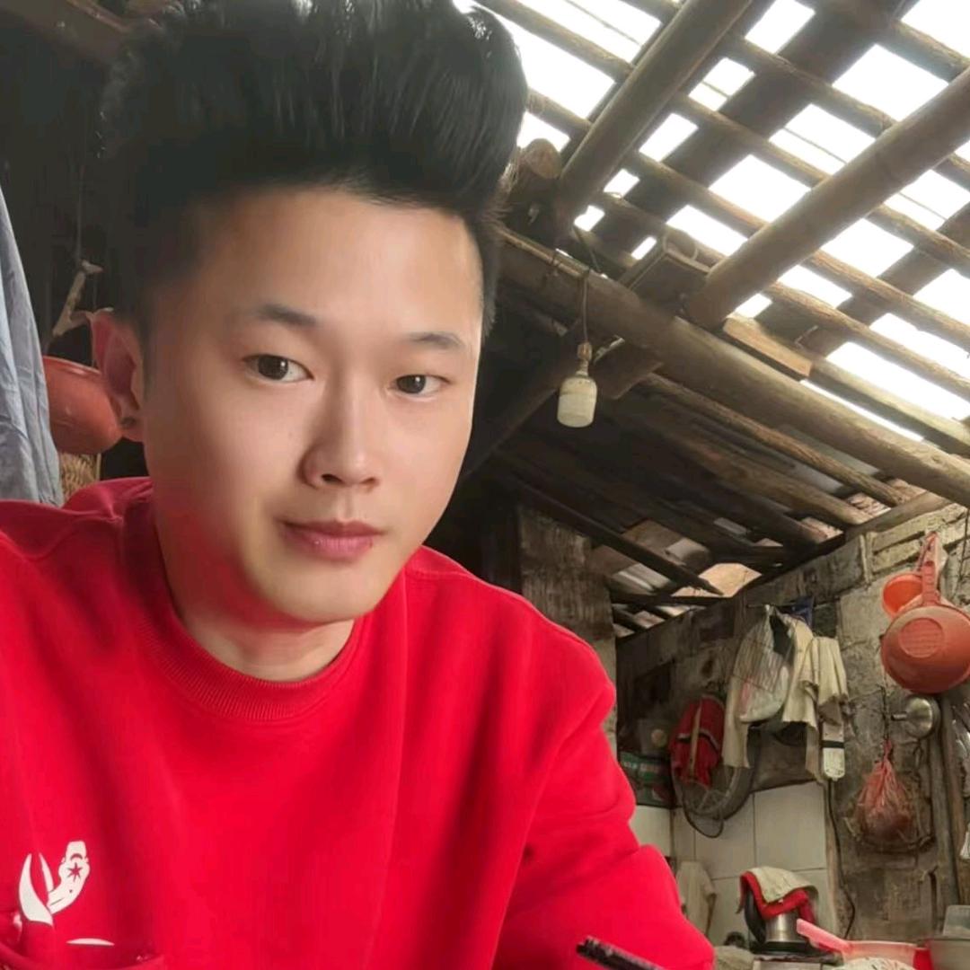 小叶总⁰⁰³（开播号在主页）