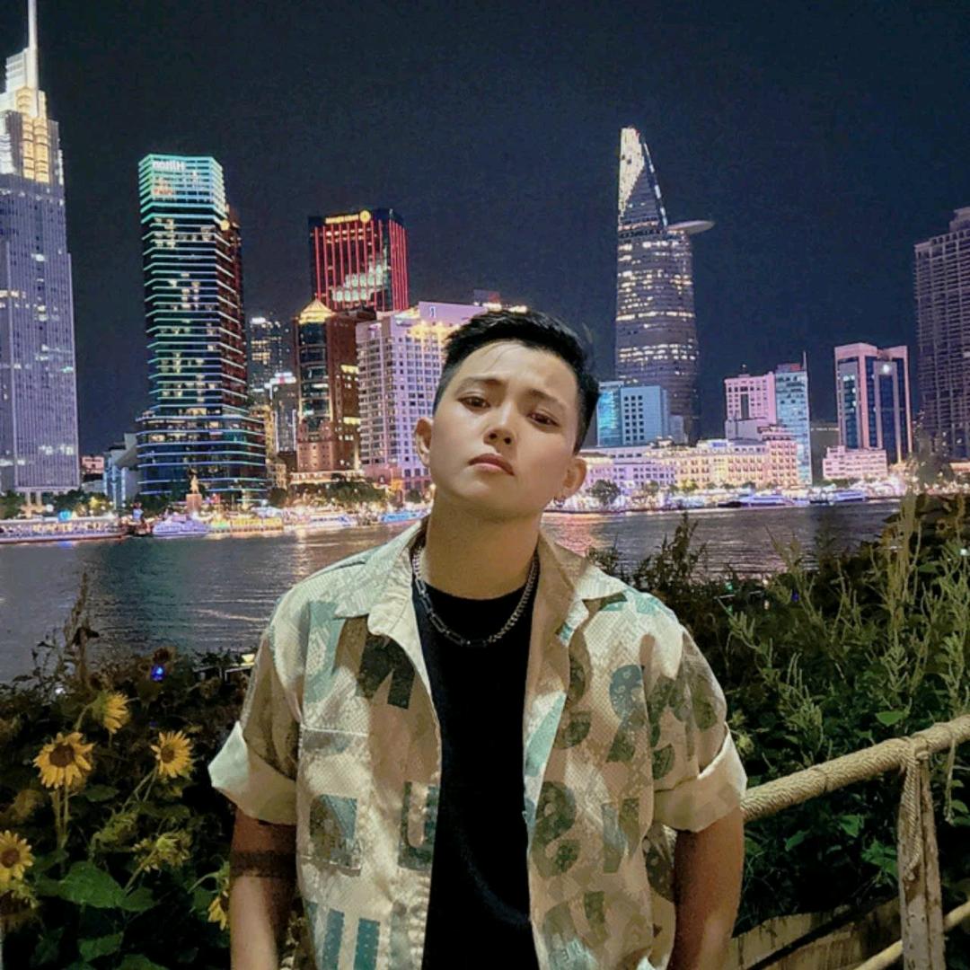 Anh kẹo 玉中 🍭🌻🍀🌈
