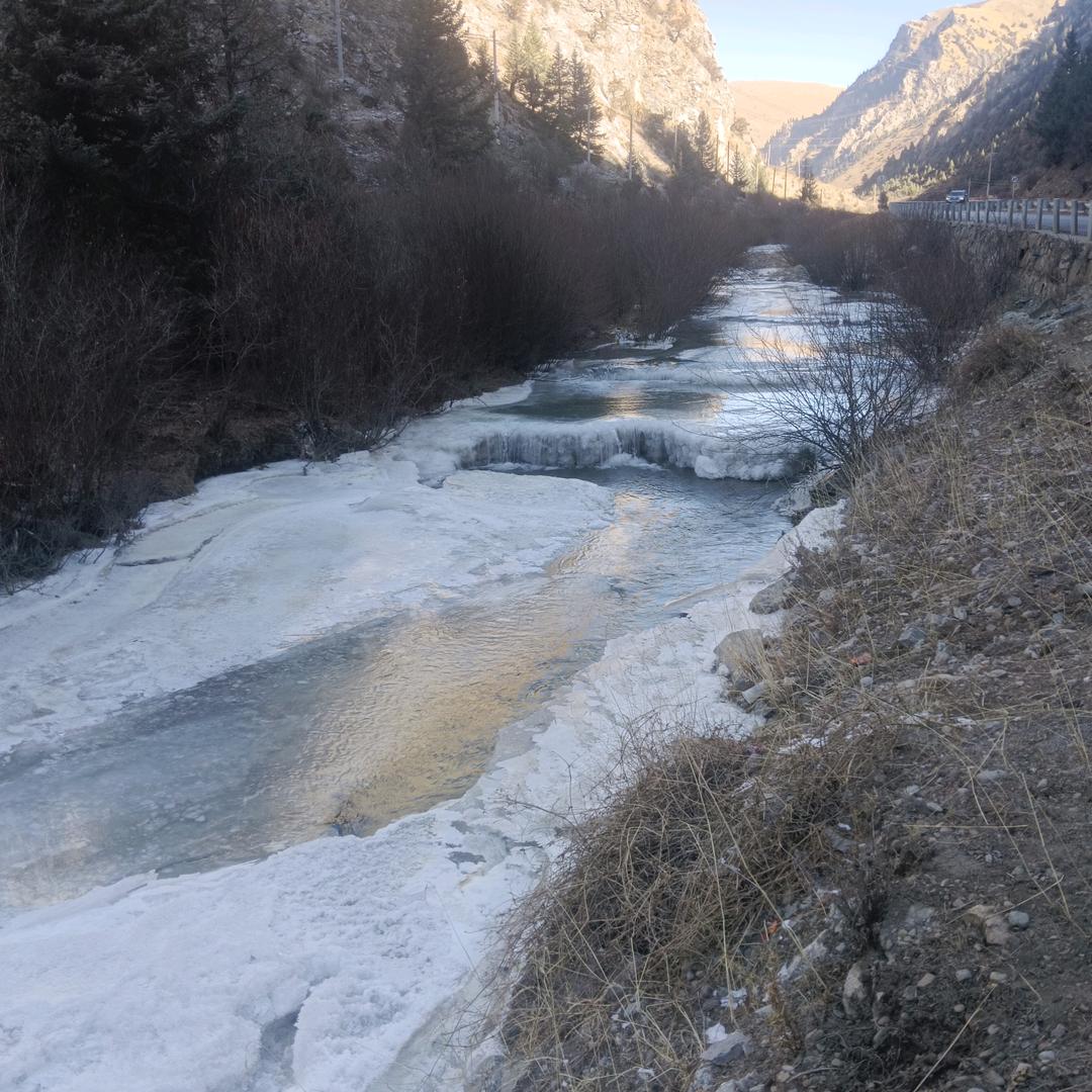 用户22261852川藏线的夜猫子