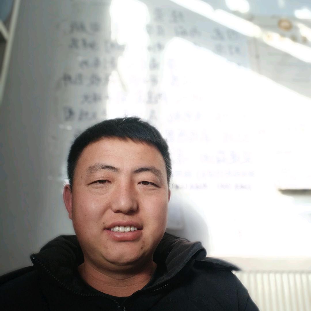 电瓶批发，汽车维修，汽车配件.