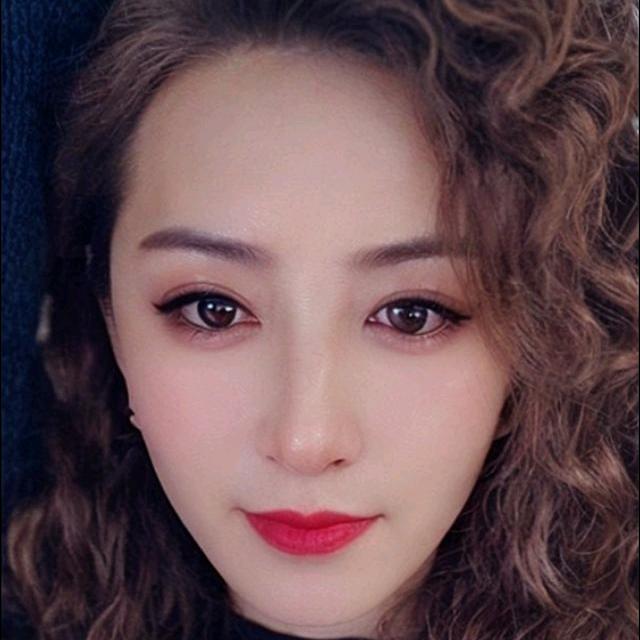 只饮烈酒不谈过往
