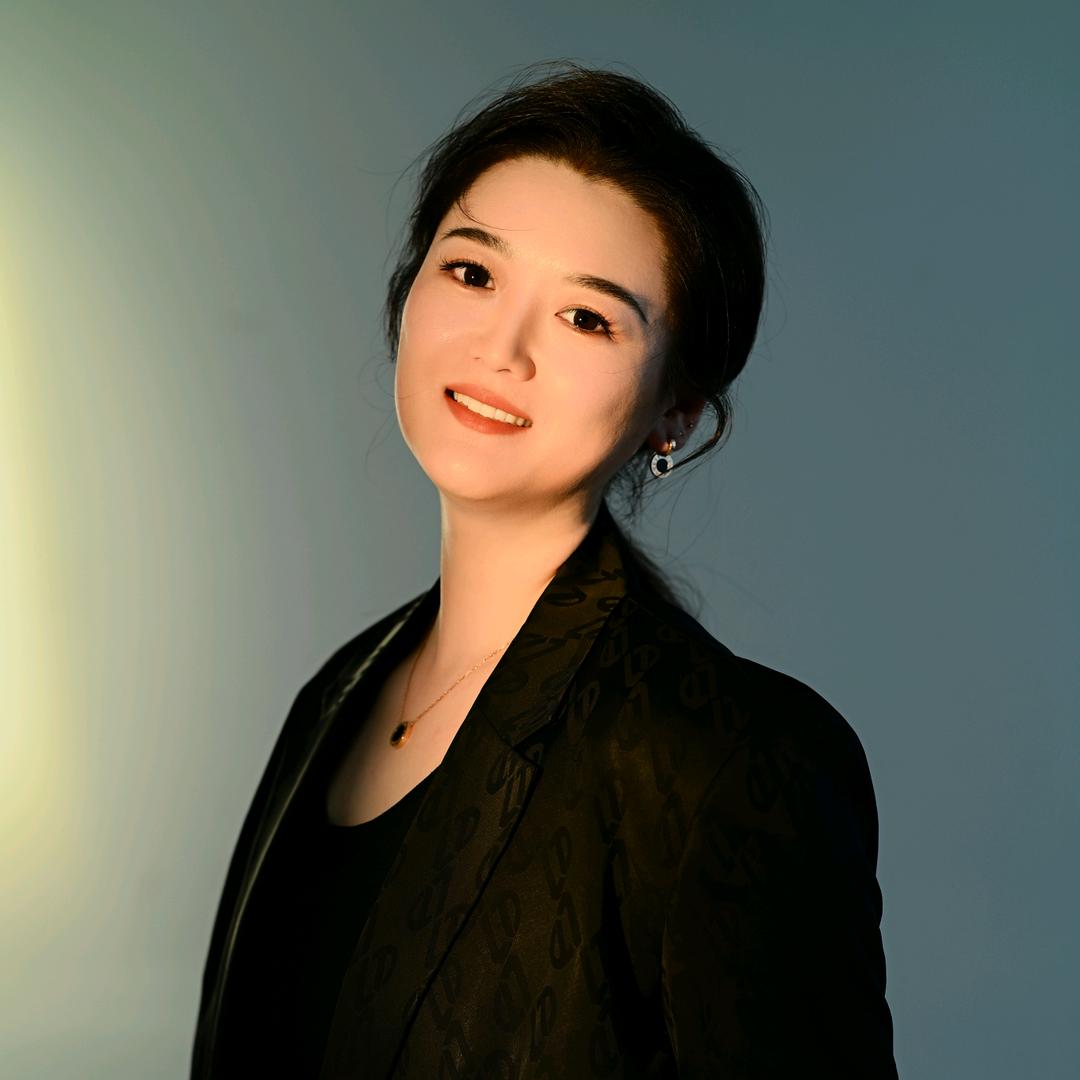杨 li
