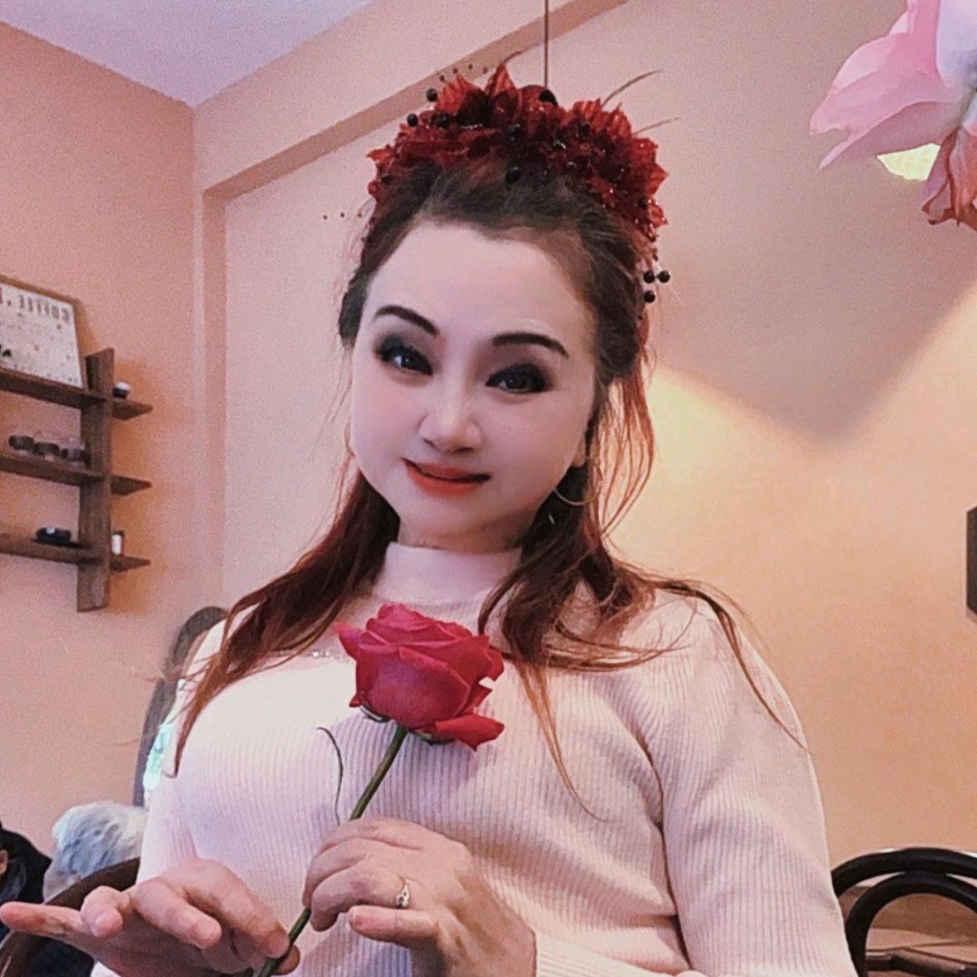 玲儿，小玲