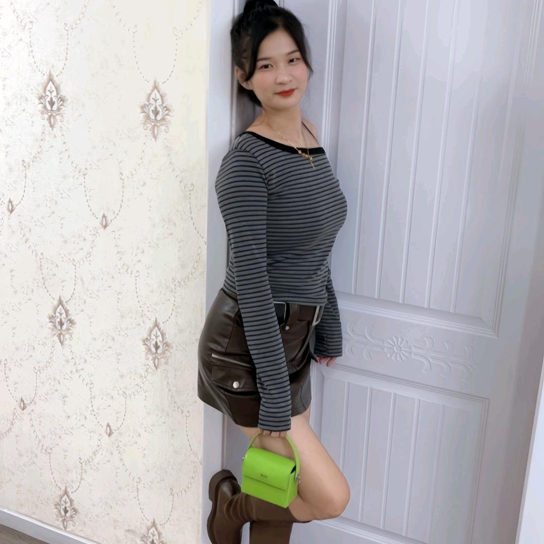 👄玲玲