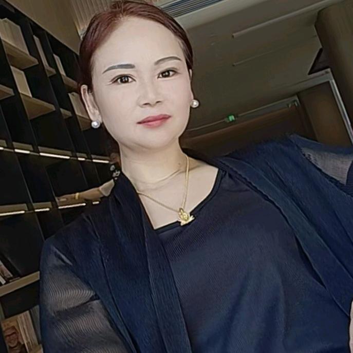 纤姿美养生馆，专业减肥调理肩颈腰椎