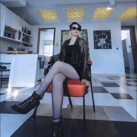 四川丫头等一过有缘人。