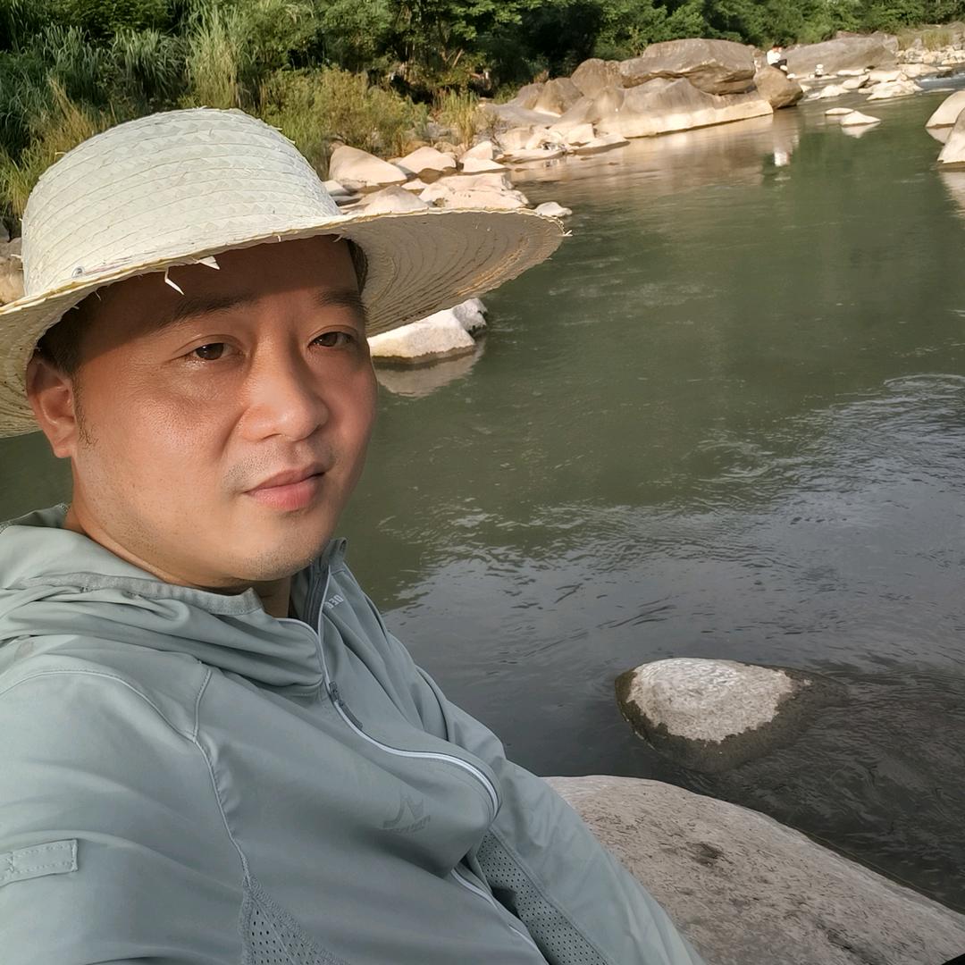 钓鱼黄棒哪起都会点点