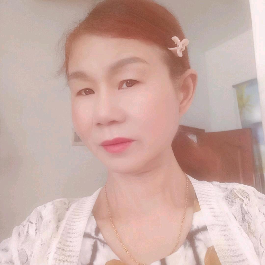 雨后的彩红