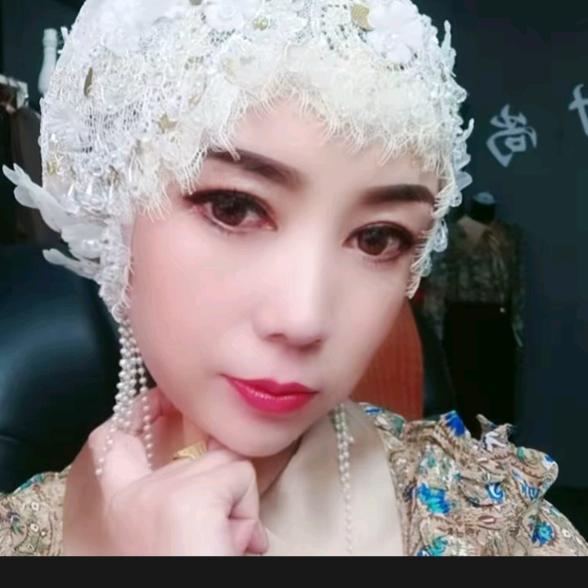 秀姐 香唯海夫也品牌女装