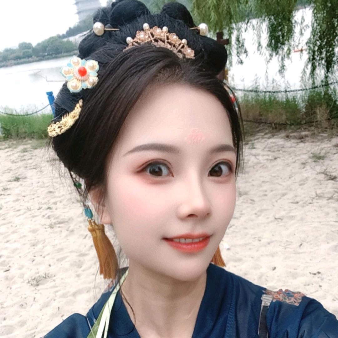 二连浩特湘里湘亲农家菜馆