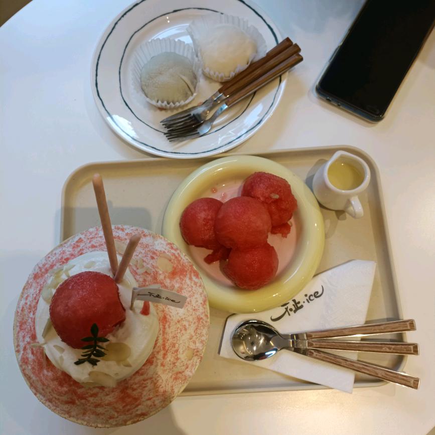 回忆好像一场梦。