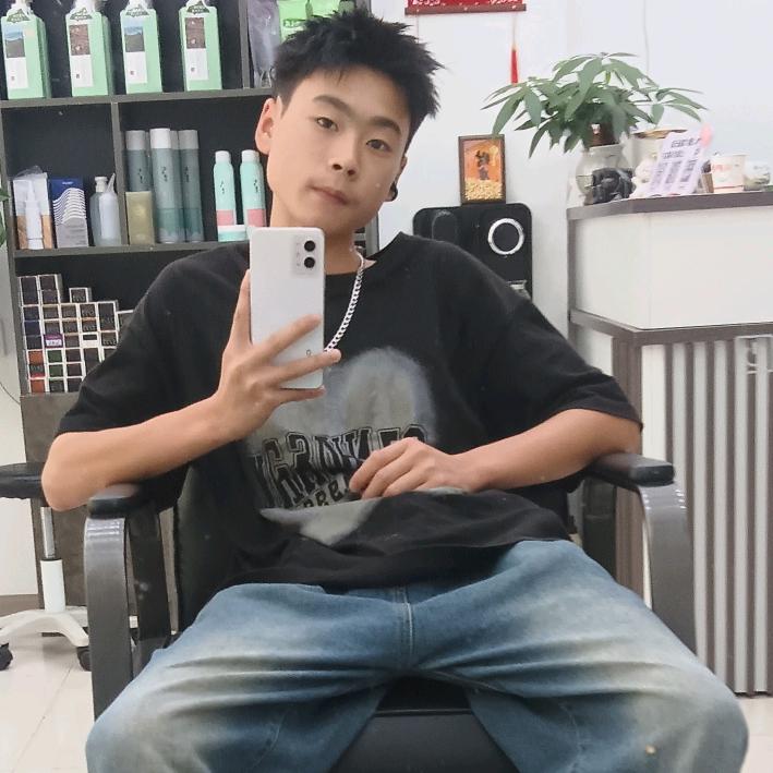 @刘