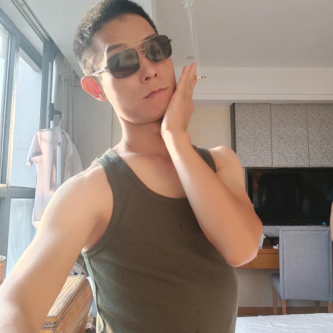 理发小包哥