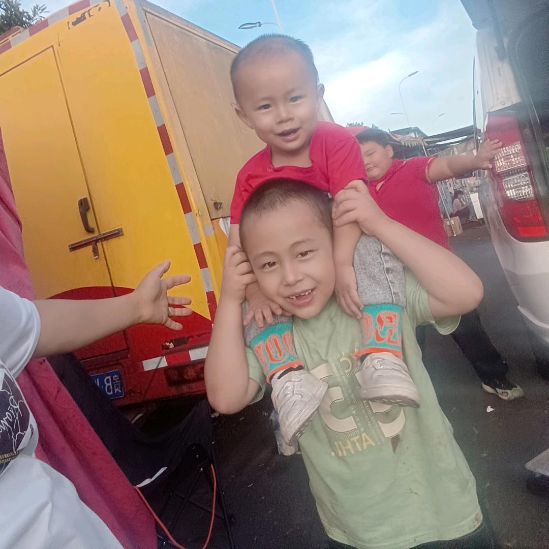 一Y&超C👨‍👩‍👦‍👦