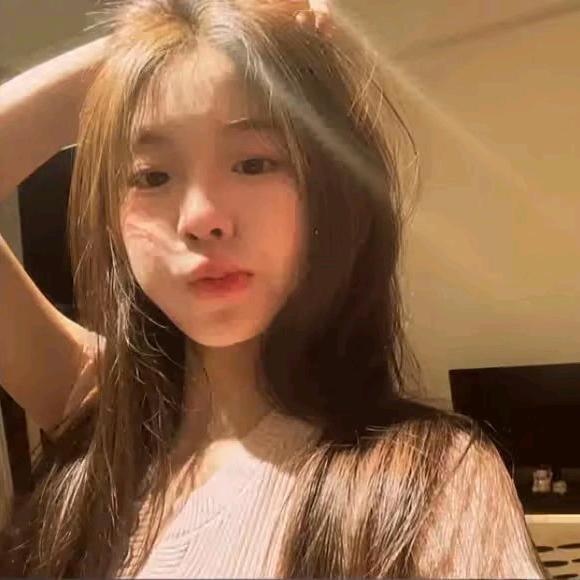 @    别总抽烟^🐾