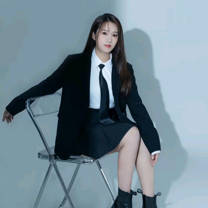 蔓蔓【七彩】