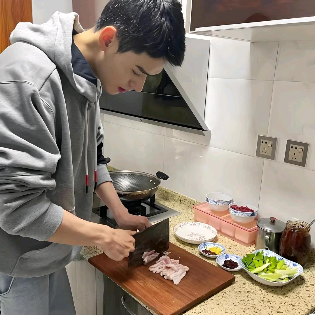 天天美食