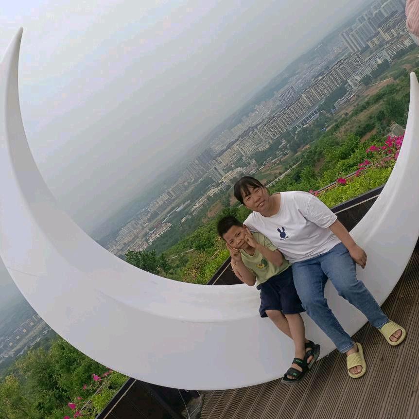 🌹❤️相亲相爱一家人🐒🌹❤️