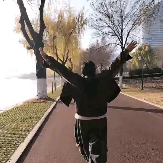 走自己的路❤️让别人说去吧❤️