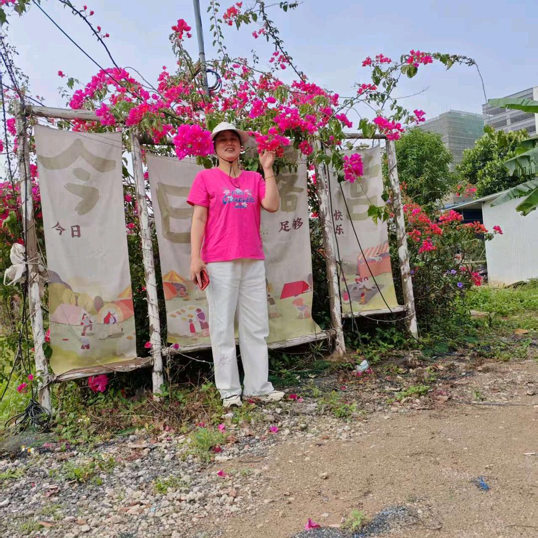 自产自销卖菜姐