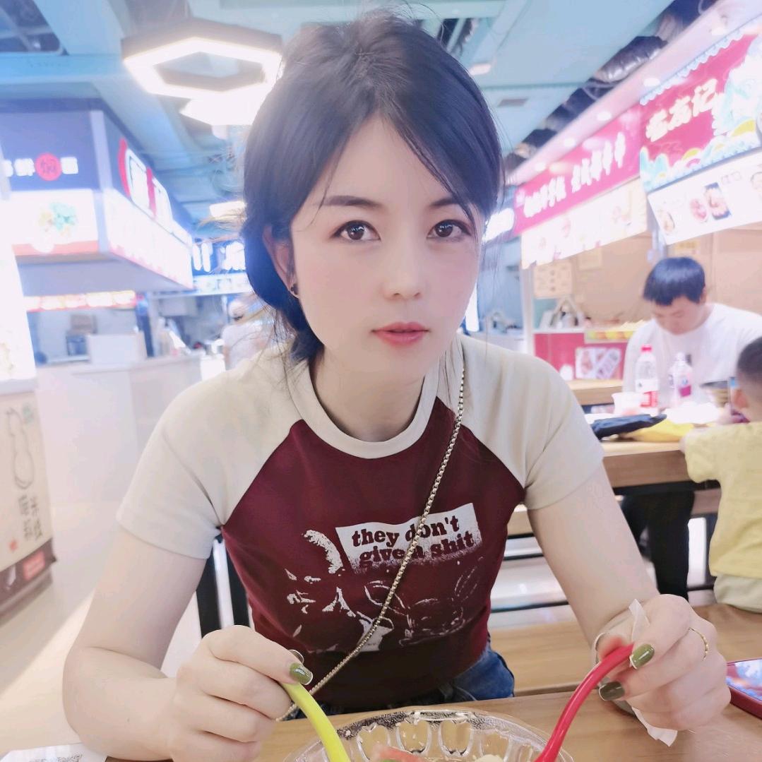 小酒窝姐姐
